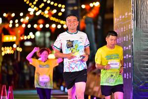 BIB: 50199, 50242, 270
                            <button type="button" onclick="openModal(21803018)" class="btn btn-primary btn-sm float-right btn-popup" data-toggle="modal" data-target=".modal-high-quality">
                        <i class="fas fa-shopping-cart"></i> Add to Cart
                    </button>
                                            <button type="button" onclick="isThisMe(21803018, true)" class="btn btn-success btn-sm float-right btn-popup btn-isme hidden" data-toggle="tooltip" data-placement="bottom" title="นี่คือรูปของคุณใช่ไหม คลิกที่นี่เพื่อเอาเข้าอัลบั้ม">
                        <i class="fas fa-plus"></i> Add to album
                    </button>
                    <button type="button" onclick="isThisMe(21803018, false)" class="btn btn-warning btn-sm float-right btn-popup btn-isnotme hidden">
                        <i class="fas fa-ban"></i> Remove from album
                    </button>